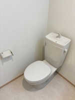 コンパクトで使いやすいトイレです