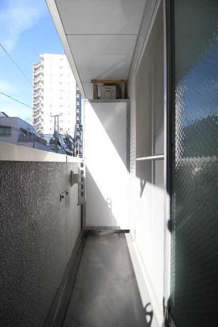 落ち着いた時間を過ごせるバルコニーです