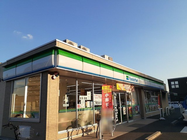 サンリット　カニラＡの周辺|ファミリーマートまで600m