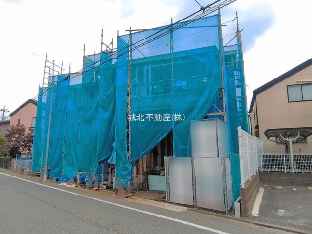 練馬区谷原2丁目 限定1棟の外観|土地面積35坪超のゆとりある空間設計の家
約26.0帖の広々LDKが嬉しい家族がくつろげる家