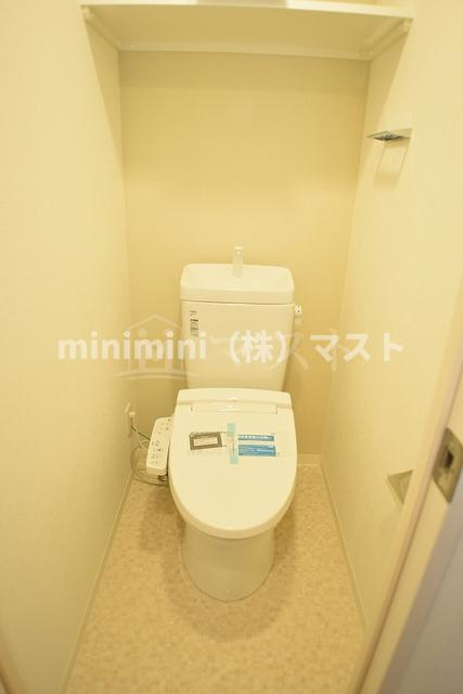 ジュネーゼグラン難波ミラージュのトイレ