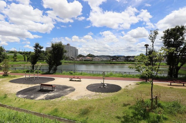 泉ヶ丘アイプレイスのその他|隣接公園 （ブロッサムヴューガーデン）