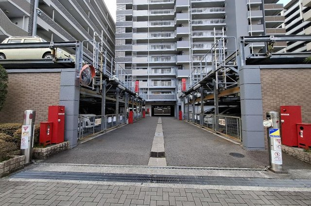 グランスイート日根野駅前の駐車場|駐車場