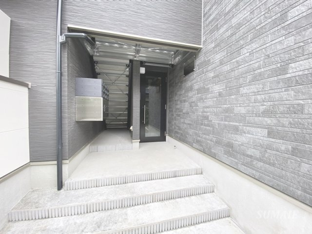 KEIAI RESIDENCE 日進のエントランス|落ち着いたエントランスです☆