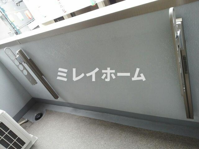 グランドラインⅢのバルコニー|同建物内、別のお部屋の参考写真になります。
