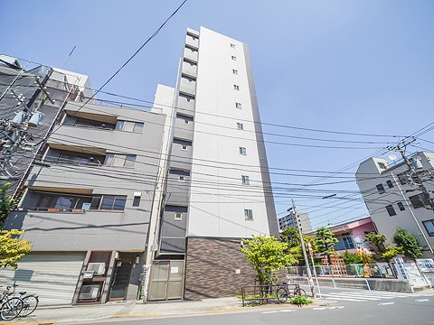 アリュージュ南千住の外観|スーパーやコンビニ近く買物便利な平成１７年築の耐震基準適合マンション、アリュージュ南千住は即日現地案内可能となっておりますので、お気軽にお問い合わせください！