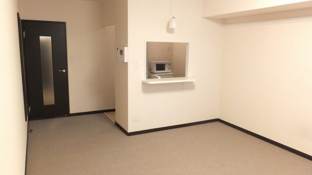 レオネクストＹＡＭＡＺＡＫＩの居間・リビング|家具家電付き