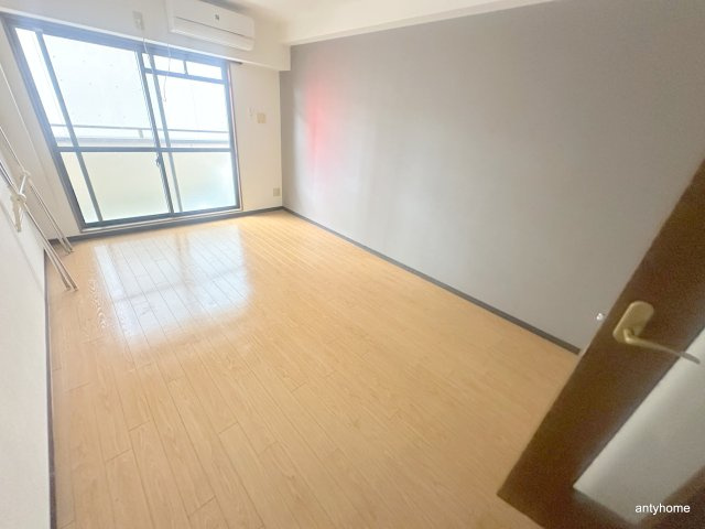 桜川ZENSHIN,BLDの居間・リビング