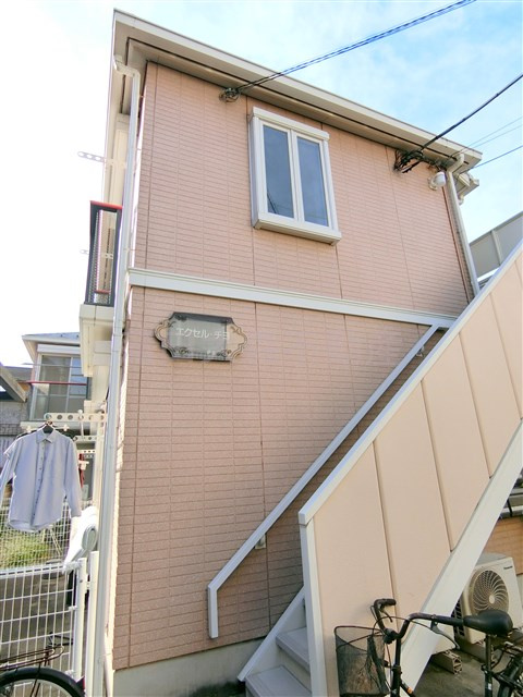 エクセルチヨの外観