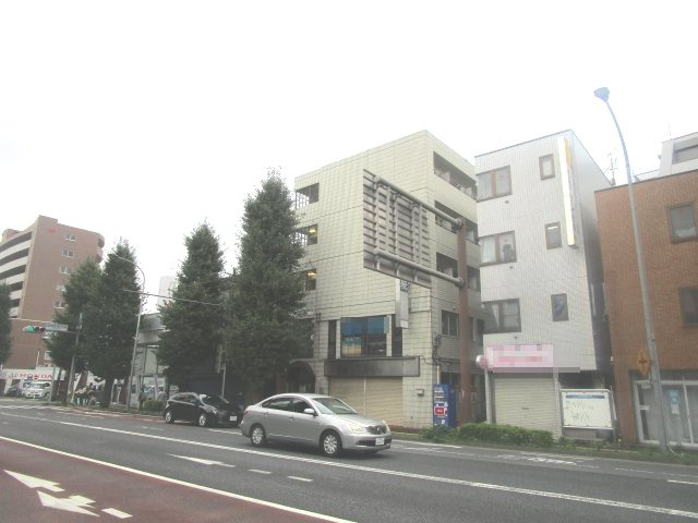 八王子市大和田町３丁目の倉庫
