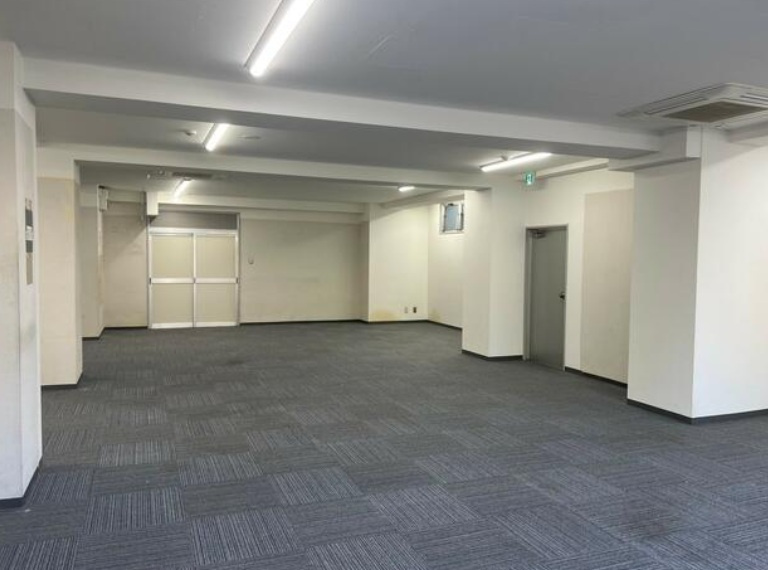 八王子市大和田町３丁目の倉庫