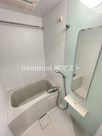 エスリード江戸堀の浴室