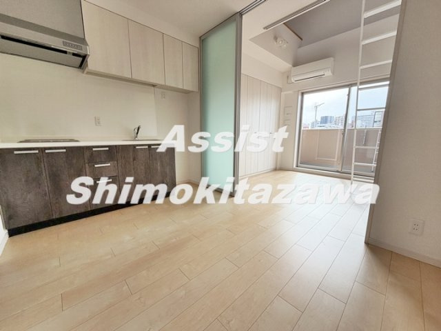 エクセラ三軒茶屋 の居間・リビング|※同物件の参考写真です