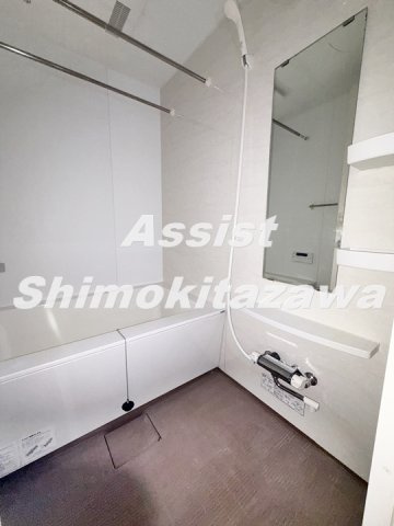 エクセラ三軒茶屋 の浴室|※同物件の参考写真です