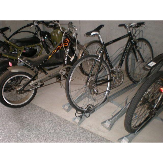 【駐車場】シルバラード　スプリングス 