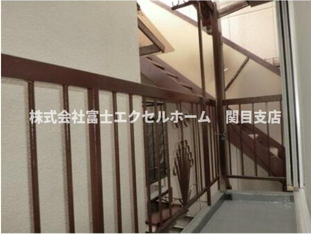 守口市大日東店舗事務所のバルコニー