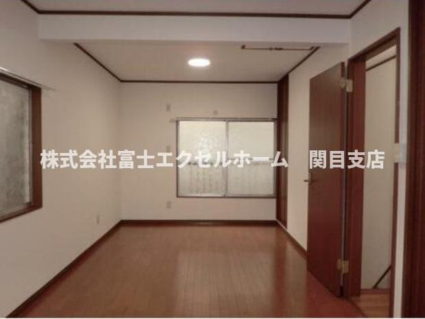 守口市大日東店舗事務所の内装