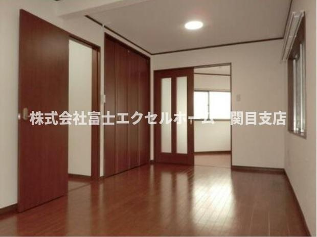 守口市大日東店舗事務所の内装