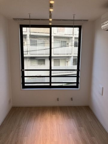 ゲートマークス三軒茶屋の洋室