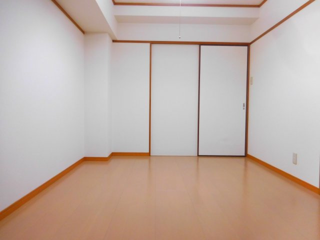 グリーンピア高槻の洋室