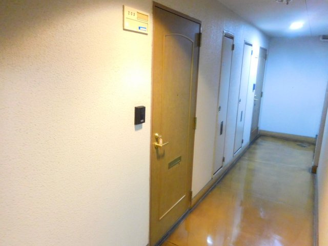 グリーンピア高槻の玄関