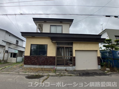 【その他】 | ◆収益物件◆愛国西3丁目2-15収益戸建 | 駐車場は屋外に1台と車庫に1台の計2台可♪