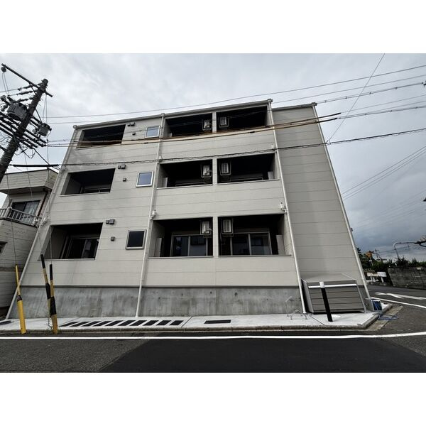 ジーメゾン名古屋大同の玄関