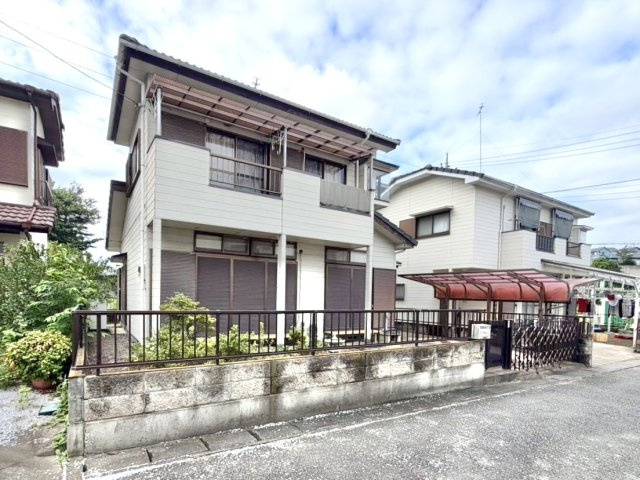 【中古戸建】富岡市下高瀬の外観|■外観｜土日のご見学はもちろん、平日・夜間のご案内も大歓迎です♪「今から見たい」や「仕事終わりに見たい」にもご対応できますのでお気軽にお問い合わせください♪