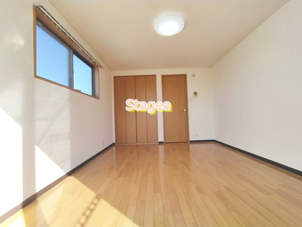 さいたま市大宮区土手町３丁目の賃貸マンションの居間・リビング