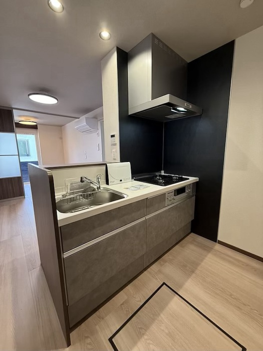 Ｄ－ＲＯＯＭ庚午中のキッチン