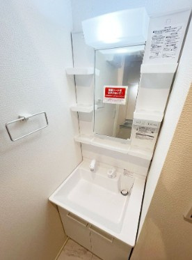 カインドネス大和桜ヶ丘Ⅱの独立洗面台