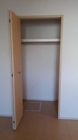 ラ　メゾン　ゴルディーニⅡの収納