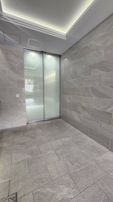 【エントランス】 | トミー・ラ・グラース芦屋