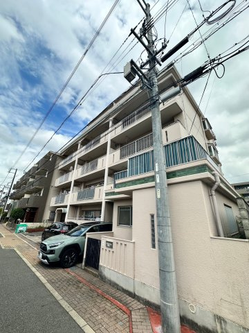 浅井マンションの外観