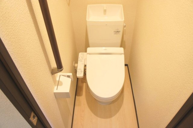 レオネクスト広田のその他|ウォシュレット付トイレです♪
