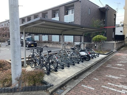 レオネクスト広田のその他|屋根付き駐輪場