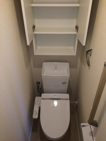 ミランダ御供所のその他|温水洗浄便座、収納も豊富です！