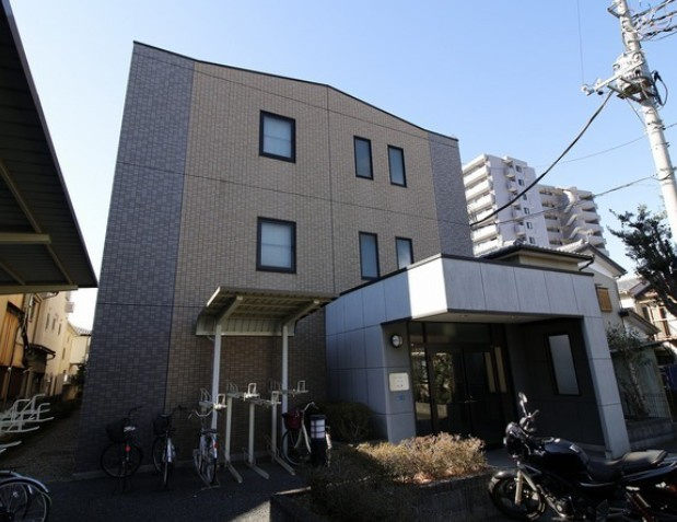 アンプルール　フェール　鴻巣の外観