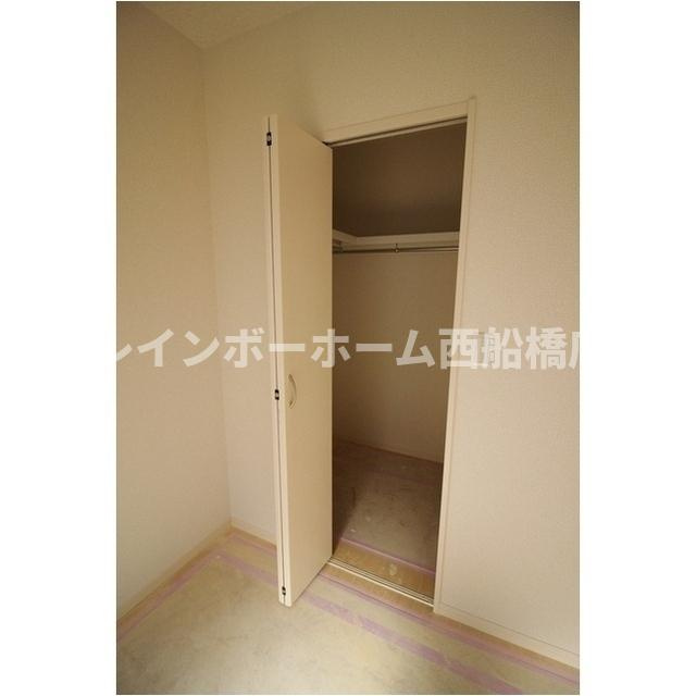 アムール本行徳の収納|反転タイプの写真です。