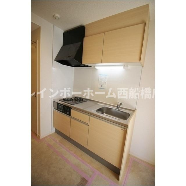 アムール本行徳のキッチン|反転タイプの写真です。