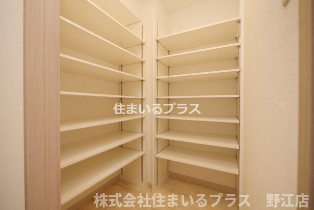京橋パンションの収納