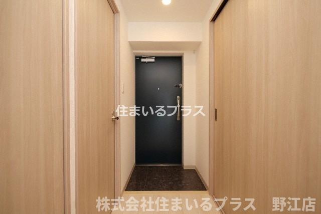京橋パンションの玄関
