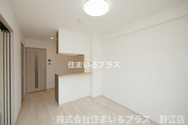 京橋パンションの居間・リビング