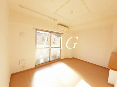 【居間・リビング】 | フランシーズ　コート　Ａ | 洋室のお部屋です。