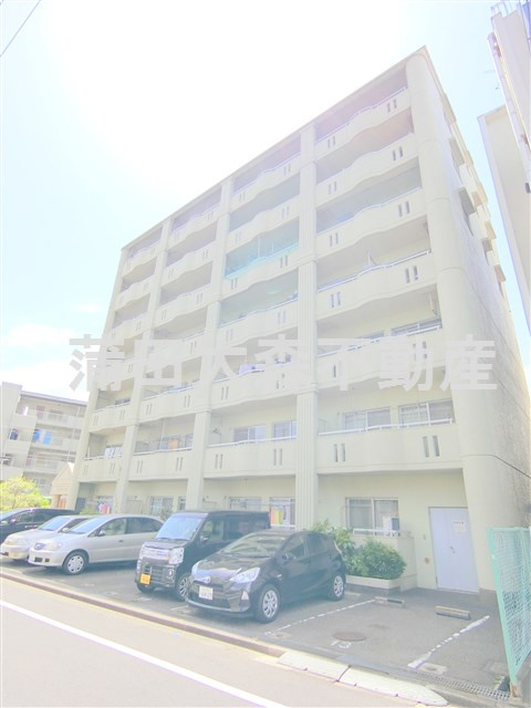 音金六郷マンションの外観