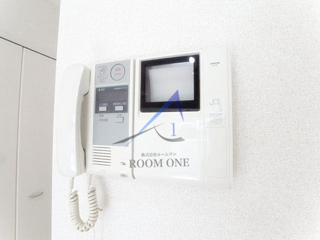 アーバイル日本橋小伝馬町のセキュリティ|モニター付きインターホンです。