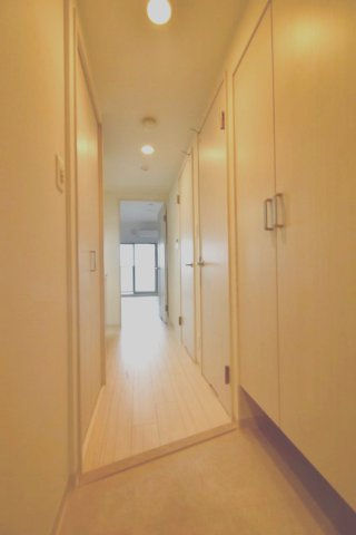 【玄関】セオリー大阪リバークロス