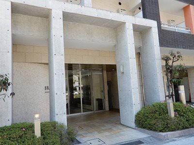 【エントランス】BRAVI南堀江（ブラービミナミホリエ） 