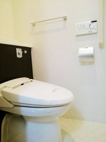 ラッキー・クローバー２のトイレ|落ち着いたトイレです
