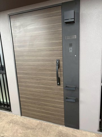 グランフォーレ大橋駅前レジデンスの玄関